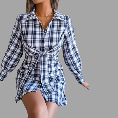 Klassisches kariertes Hemdkleid mit Taillenband