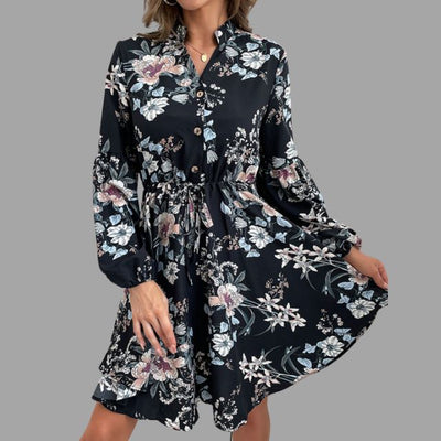 Floral gemustertes Hemdkleid mit geraffter Taille