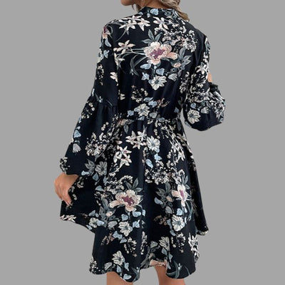 Floral gemustertes Hemdkleid mit geraffter Taille