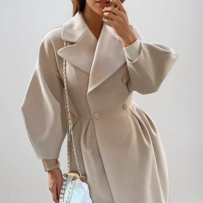 Stilvoller Wollmantel | Doppelreihig & Raffinierte Ärmel | Feminine Eleganz
