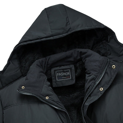 Elegante isolierte Winterjacke für Männer