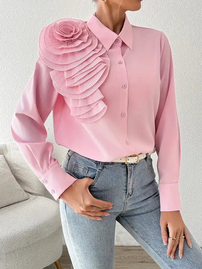 Bluse mit 3D-Plissee-Dekor | Klassischer Kragen | Modern & Ausdrucksstark