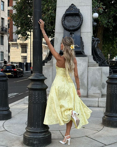 Esmeralda - Ärmelloses Neckholder-Midikleid