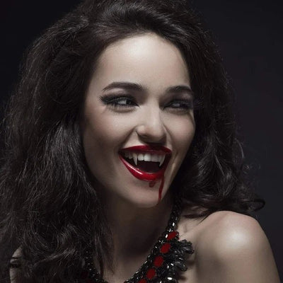 ReißZahn™ Müheloser Vampir-Transformationsprozess