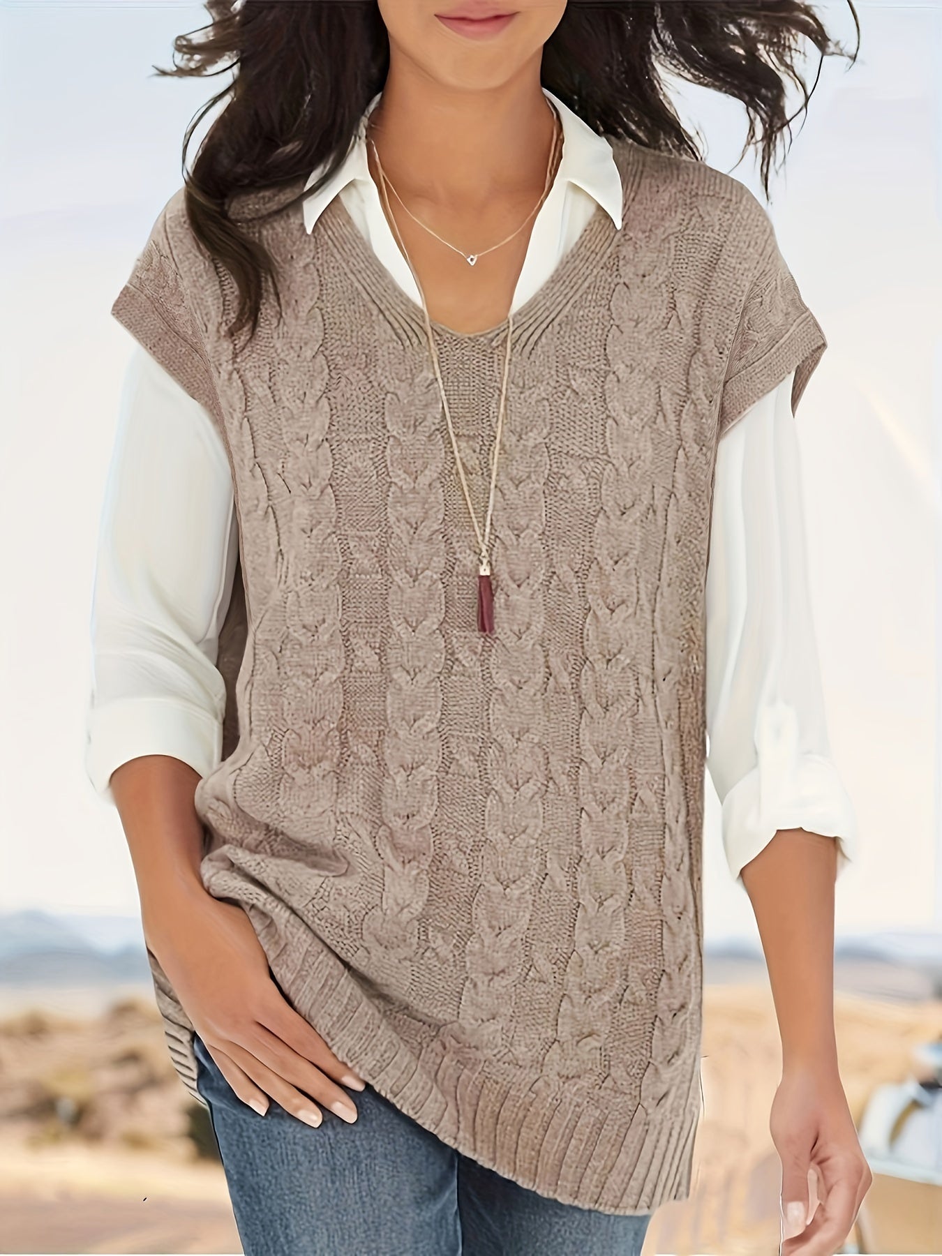Yana Sommerpullunder | Eleganter ärmelloser Pullover mit Zopfmuster und V-Ausschnitt für Damen