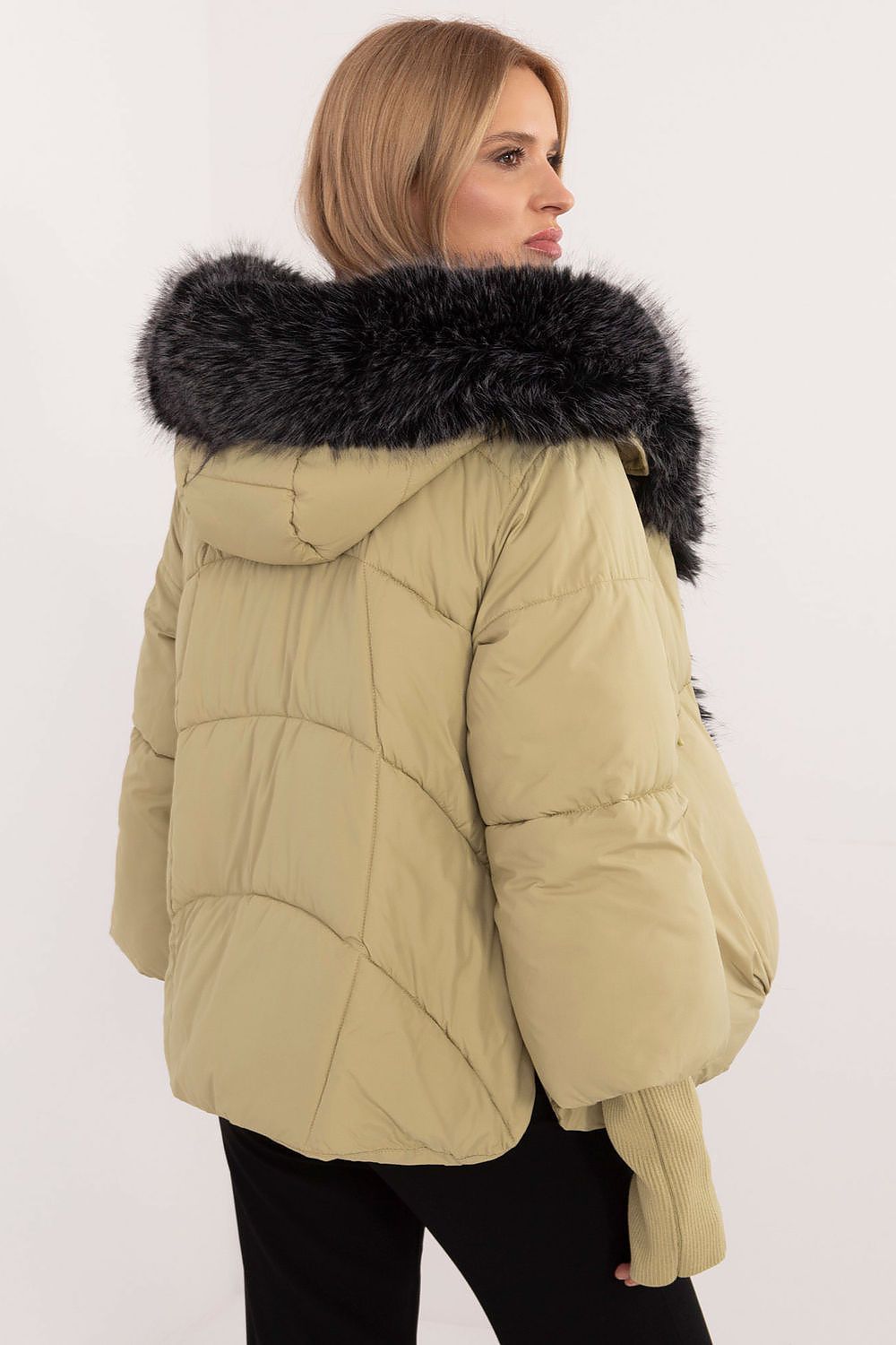 Steppjacke mit Kunstfell | Weite Passform | Warmer Komfort