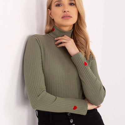 Gerippter Rollkragenpullover | Herz-Detail | Eleganter Look