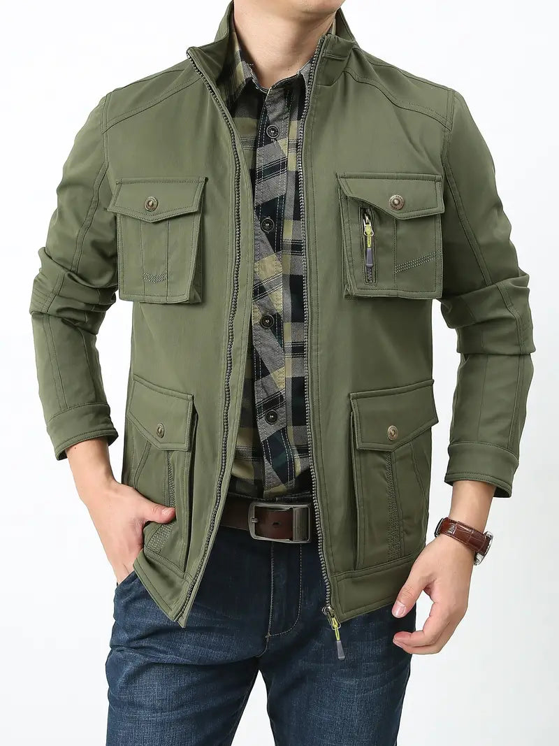 Robuste und wetterfeste Herren Outdoor Jacke aus Nylon