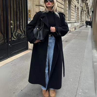 Damen eleganter schwarzer Vintage-Mantel | Übergroß