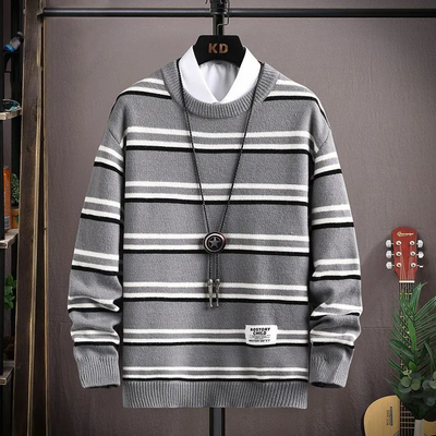 Klassischer Rippenstrickpullover für Herren