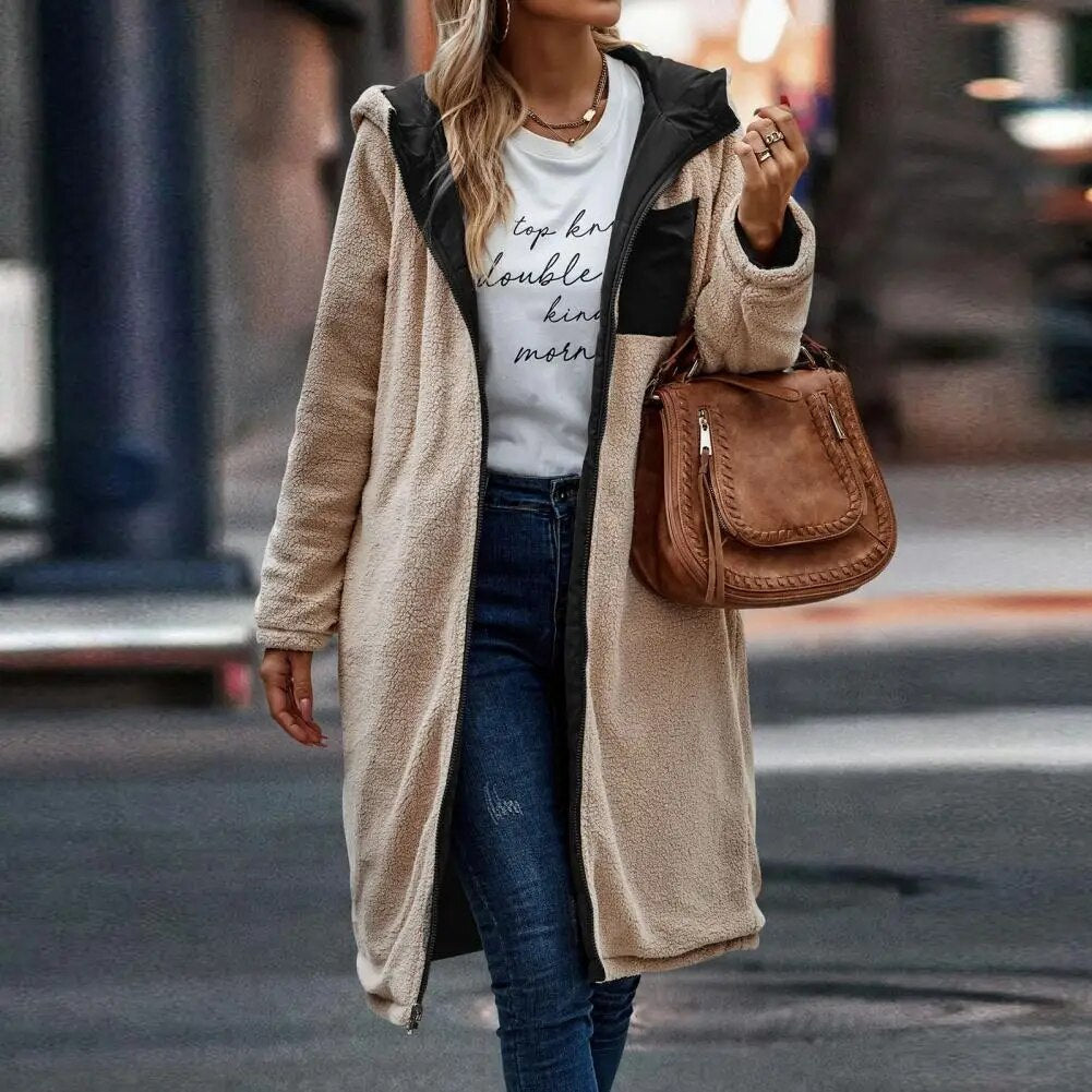 Wendbare Winterjacke mit Kapuze und Taschen für Damen