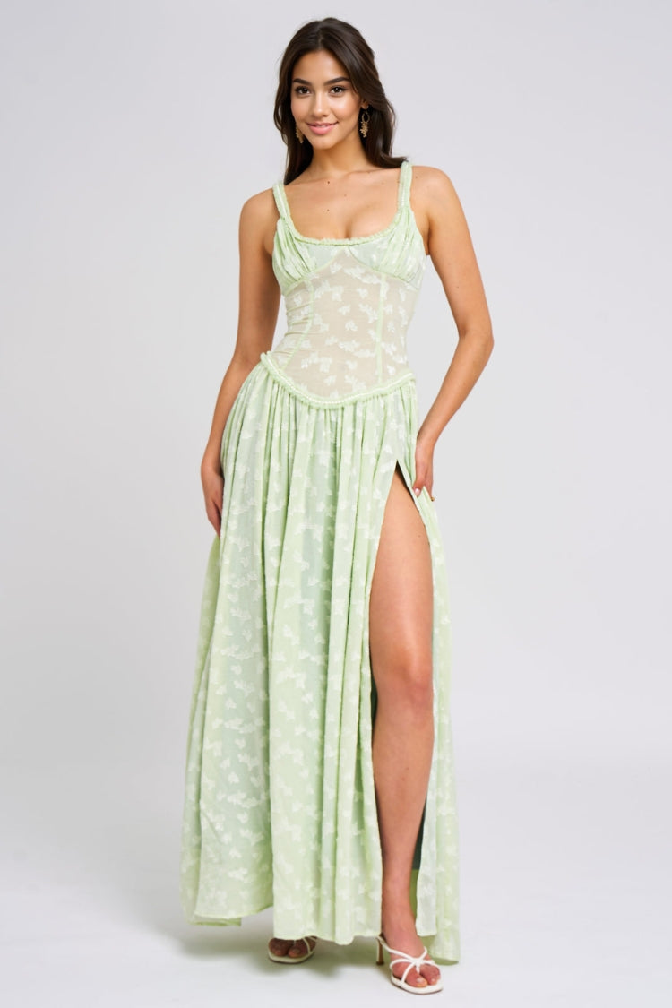 Ulissa – Weiches grünes Jacquard-Maxikleid mit hohem Schlitz und quadratischem Ausschnitt