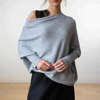 Margiela Maris Sommerpullover | Leichter asymmetrischer Pullover mit U-Boot-Ausschnitt für Damen