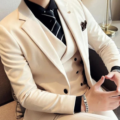 Eleganter 3-teiliger Hochzeitsgast-Anzug für Herren | mit Weste