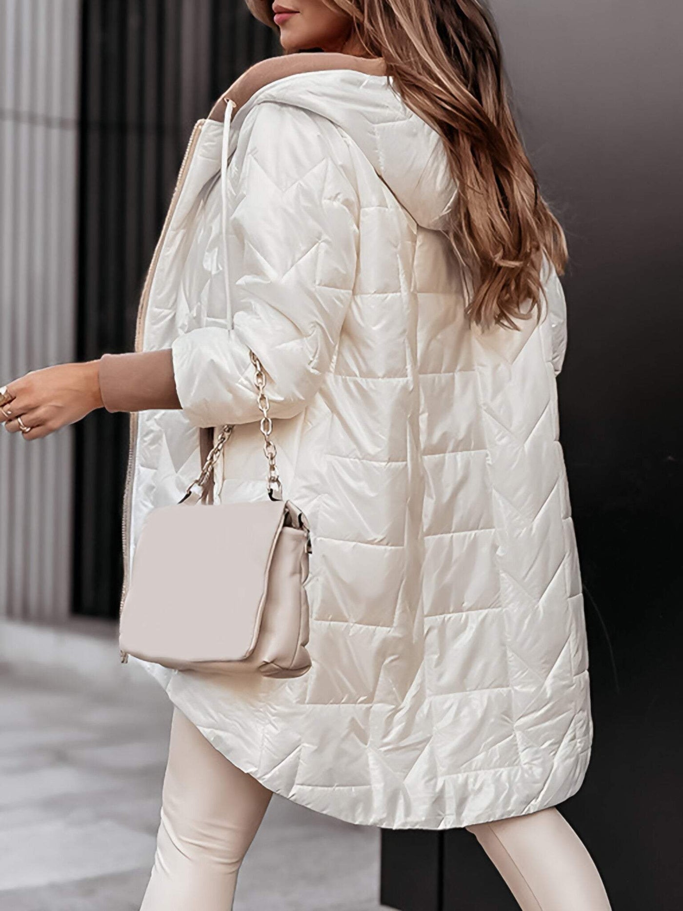 Gesteppte Kapuzenjacke mit Taschen für Frauen