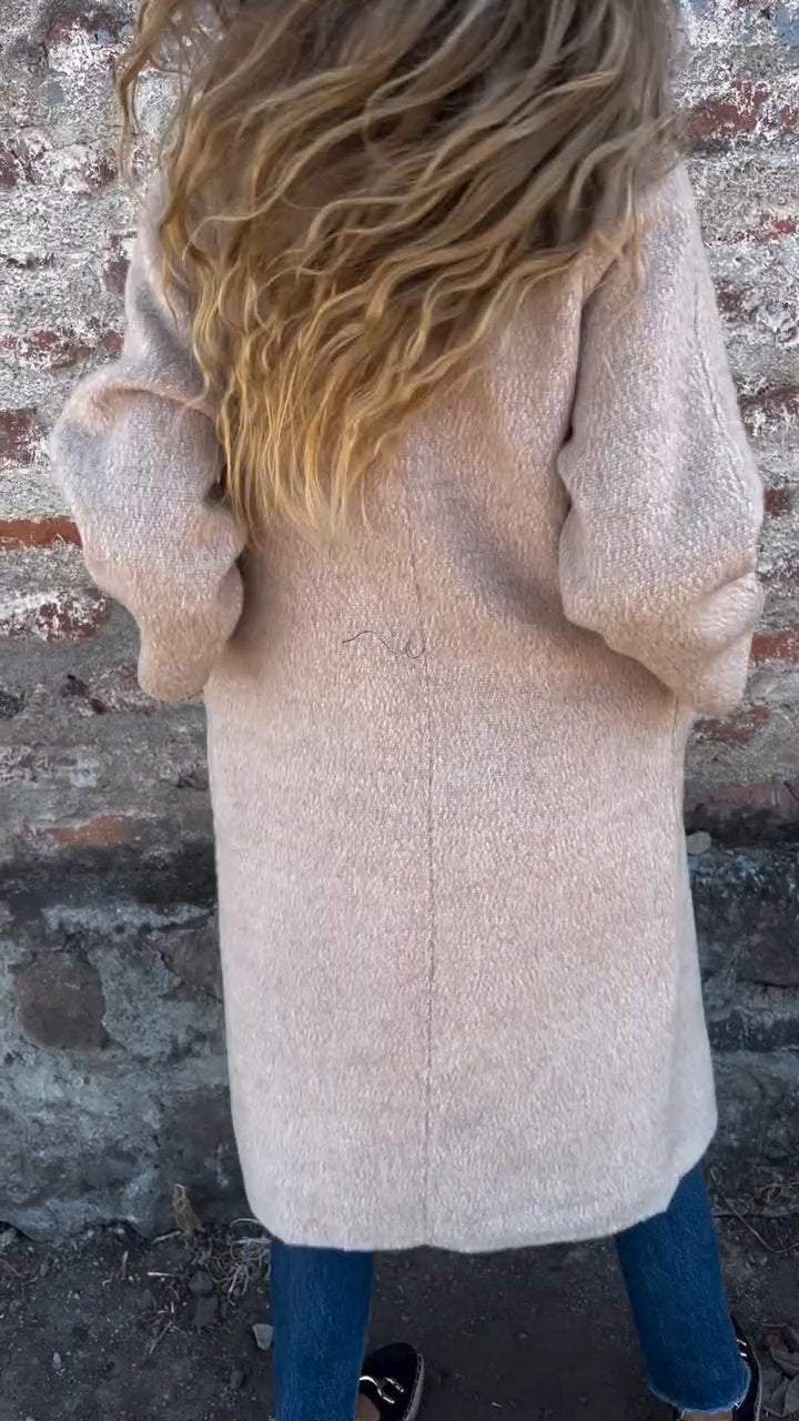 Langer Wollmantel | Doppelreihiger Schnitt | Zeitlose Eleganz