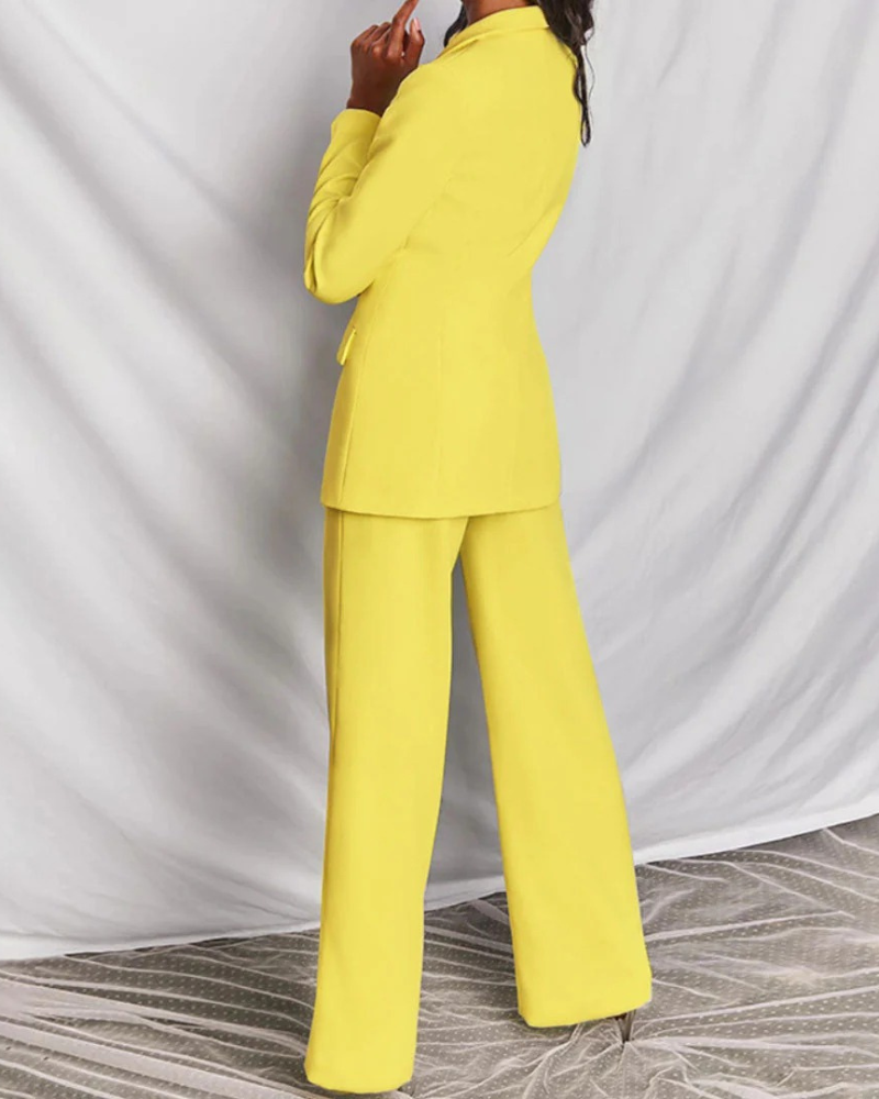 Klassischer Blazer und Hosenanzug für Damen | Moderne