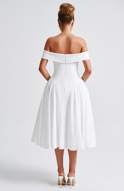Tahlia ™ | Off-Shoulder Plissee-Midikleid