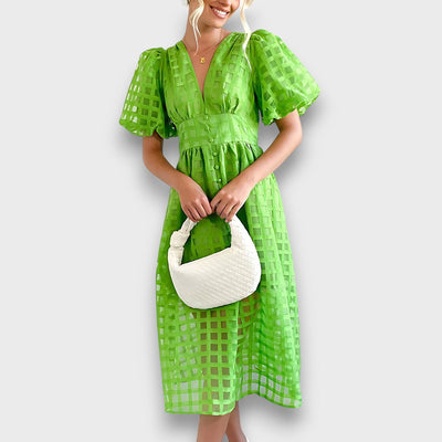 Lianora – Feminines Midikleid mit Strukturmuster