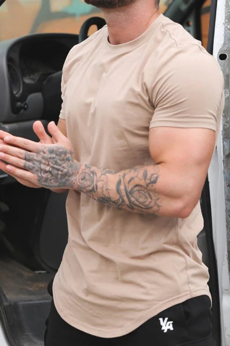 Sportliches Herren-T-Shirt in schmaler Passform | kurzarm