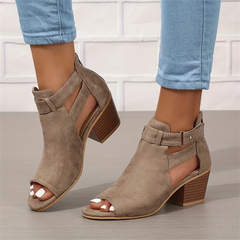 Stiefeletten mit Cut-Outs | Blockabsatz | Offene Zehenpartie
