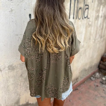 Bluse mit Cut-Out-Muster | Kurzarm | Lockerer Schnitt